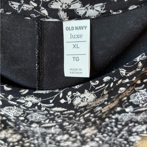 Old Navy Luxe tank top, gently worn good condition - Picture 2 of 2